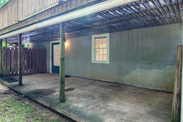 $429,900 | 12034 Waterhouse Lane, Meadowview, VA 24361