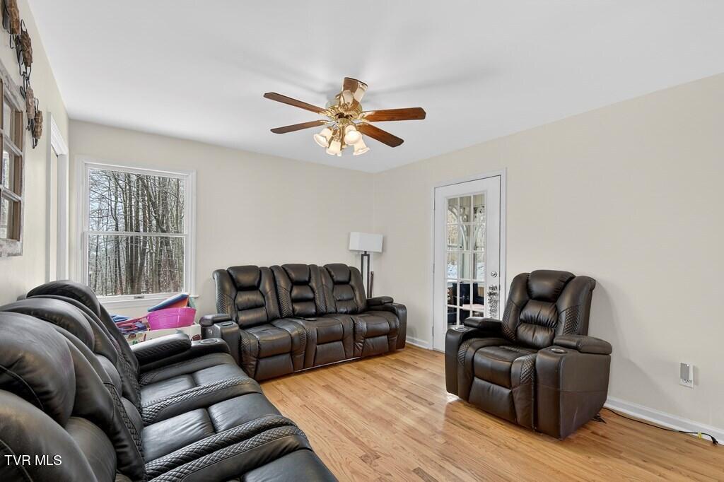 12034 Waterhouse Lane Meadowview, VA 24361 - Photo 22 of 42 104340_36