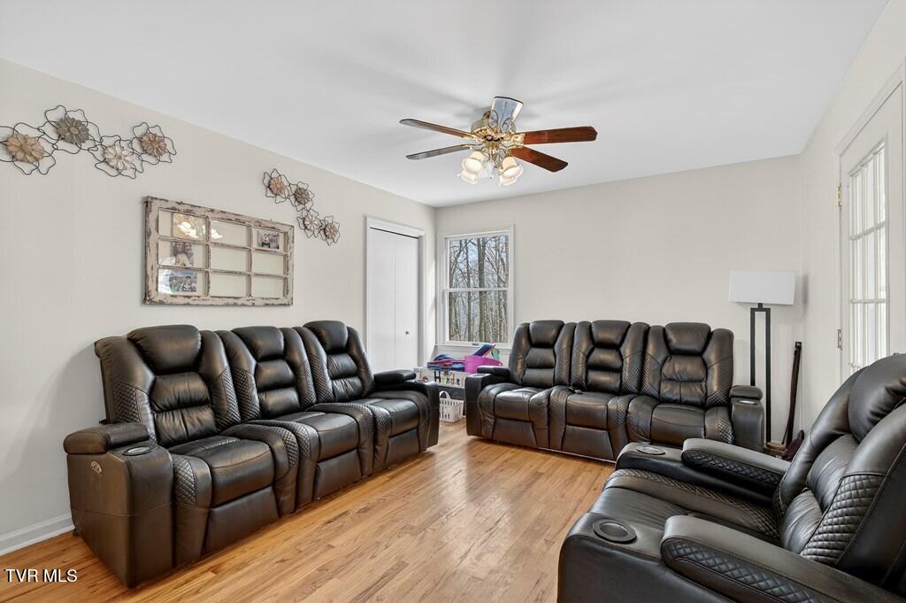 12034 Waterhouse Lane Meadowview, VA 24361 - Photo 23 of 42 104340_38 (1)