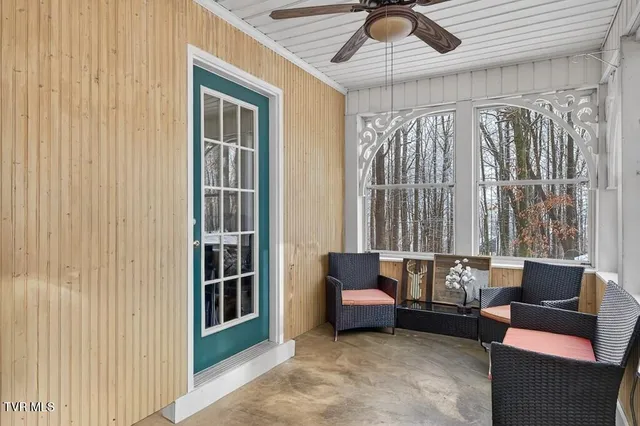 $429,900 | 12034 Waterhouse Lane, Meadowview, VA 24361