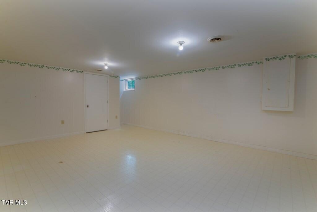 12034 Waterhouse Lane Meadowview, VA 24361 - Photo 35 of 42 104340_48