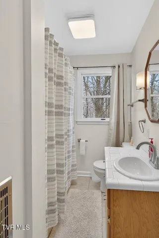 $429,900 | 12034 Waterhouse Lane, Meadowview, VA 24361