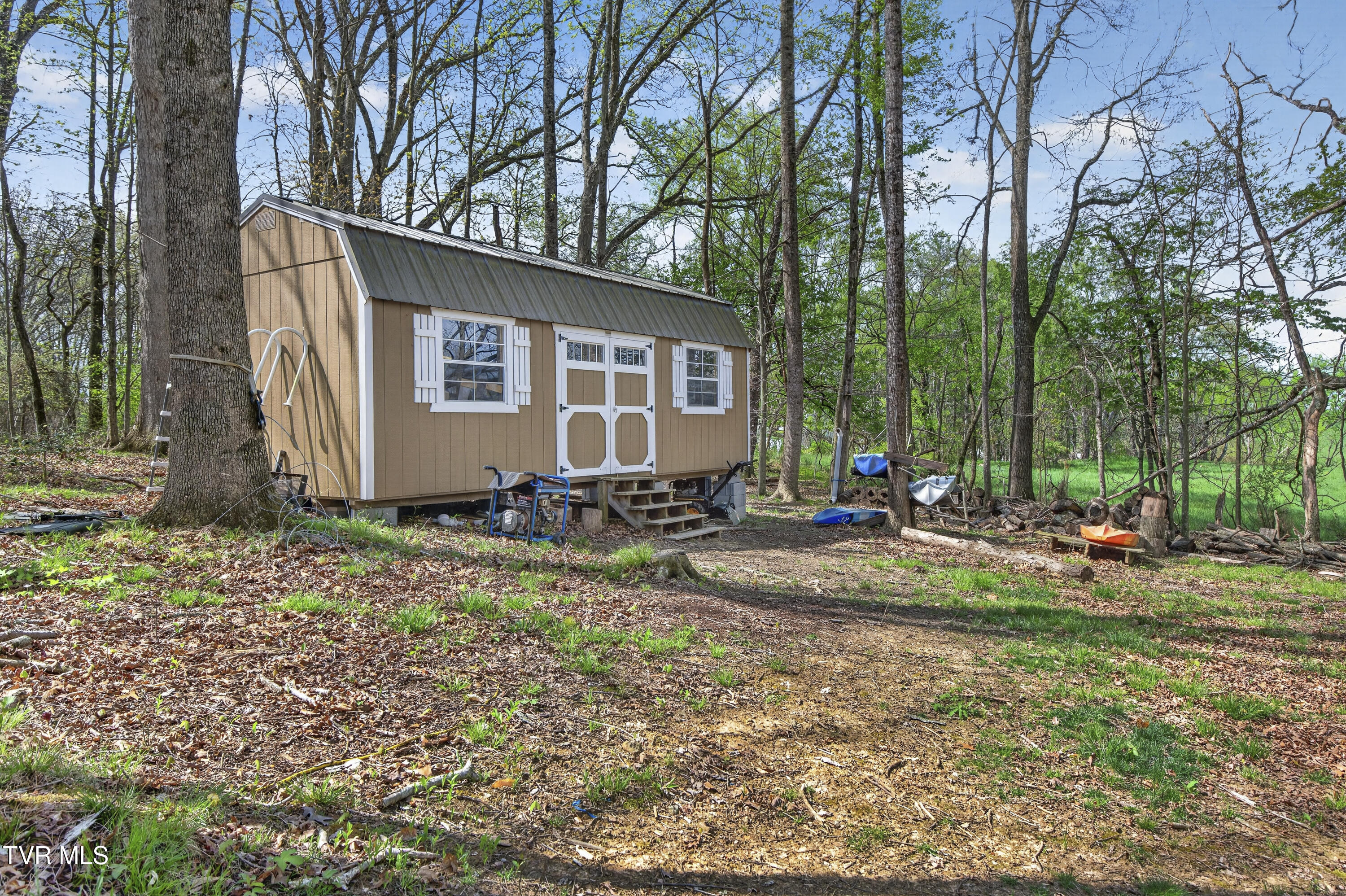 12034 Waterhouse Lane Meadowview, VA 24361 - Photo 6 of 42 12034-Waterhouse-Ln-Meadowview-VA Matt-S