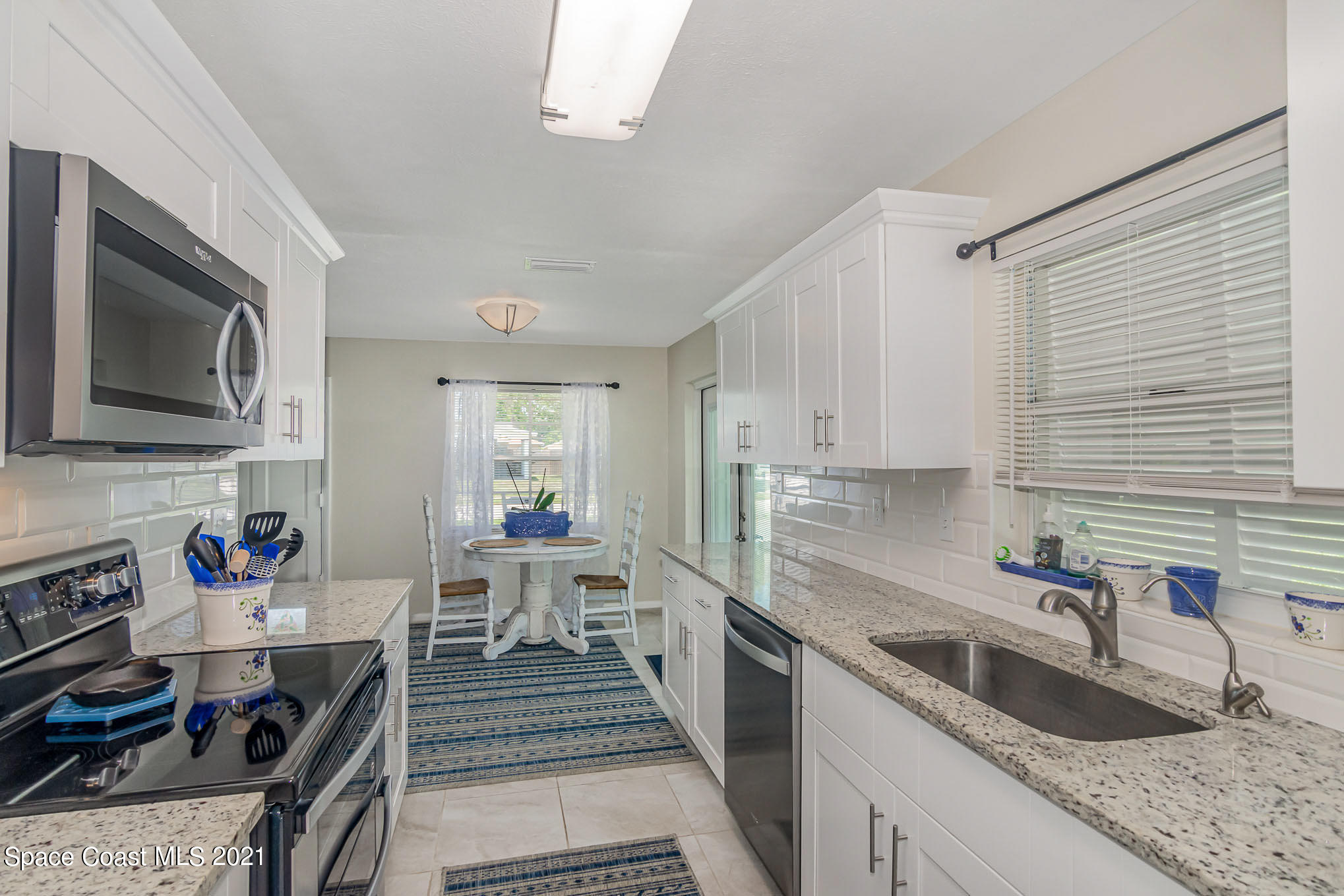 983 Beacon Road Rockledge, FL 32955 - Photo 5 of 22 Kitchen