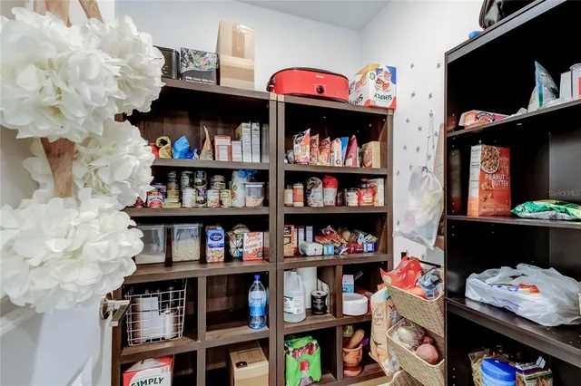 $449,999 | 6469 Bar S Bar Trail, Zephyrhills, FL 33541