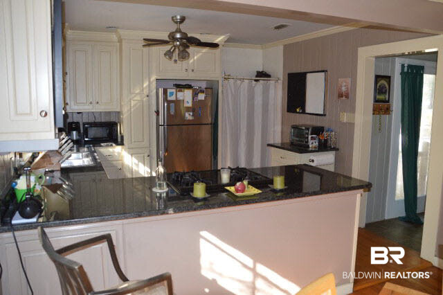 401 Jasmine Avenue Fairhope, AL 36532 - Photo 4 of 30