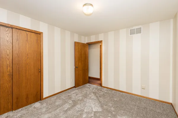 $595,000 | S32W31809 Squire Court, Genesee, WI 53189