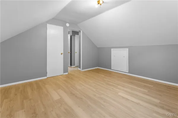 $2,100 | 60 Leslie Avenue, Utica, NY 13501