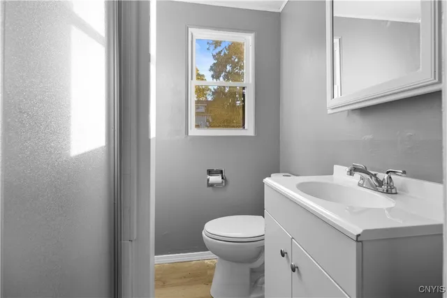 $2,100 | 60 Leslie Avenue, Utica, NY 13501