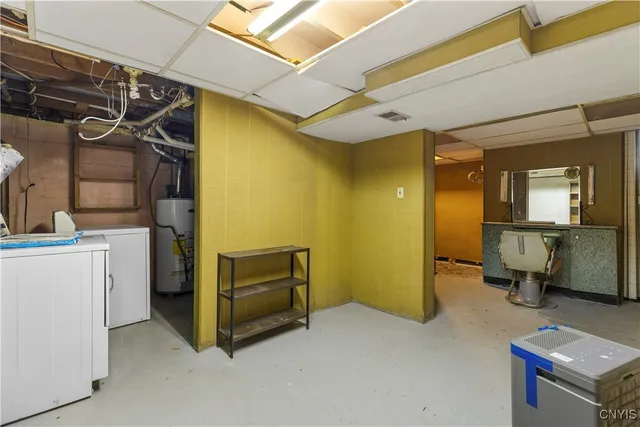 $2,100 | 60 Leslie Avenue, Utica, NY 13501