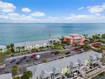 $599,000 | 4966 Coquina Key Drive Southeast, St. Petersburg, FL 33705