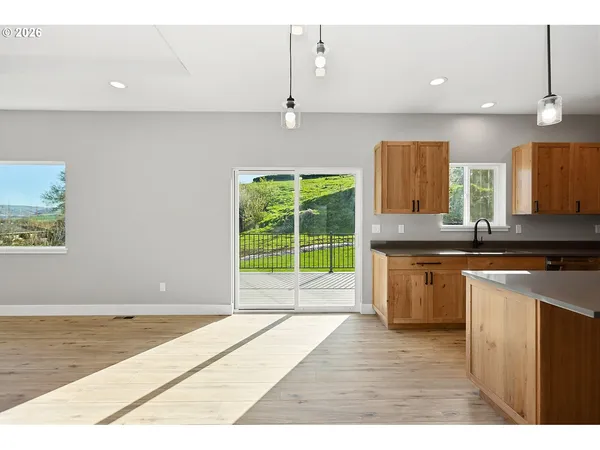 $609,000 | 1680 Morton Street, The Dalles, OR 97058