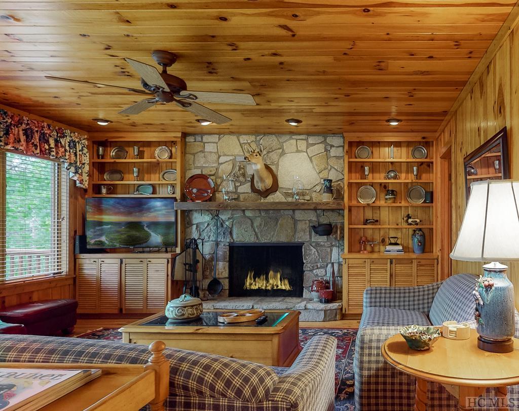 1121 Wilson Road Highlands, NC 28741 - Photo 13 of 42 Gallery Image 13