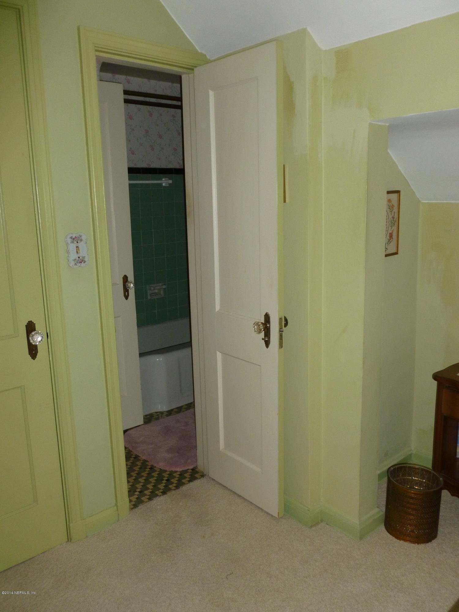 1624 Pershing Road Jacksonville, FL 32205 - Photo 16 of 34 Upstairs Master Bedroom III