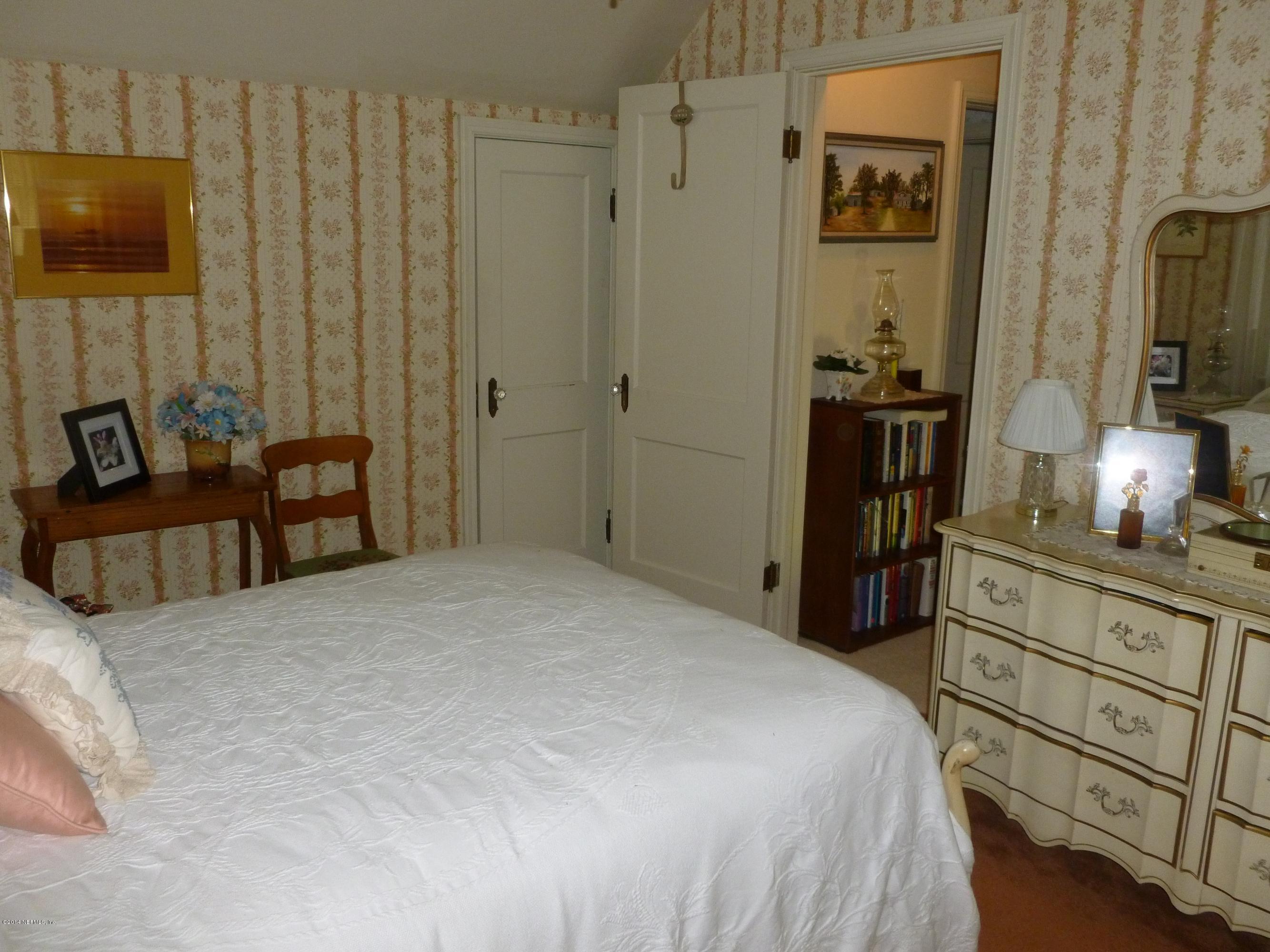 1624 Pershing Road Jacksonville, FL 32205 - Photo 18 of 34 Upstairs Bedroom II
