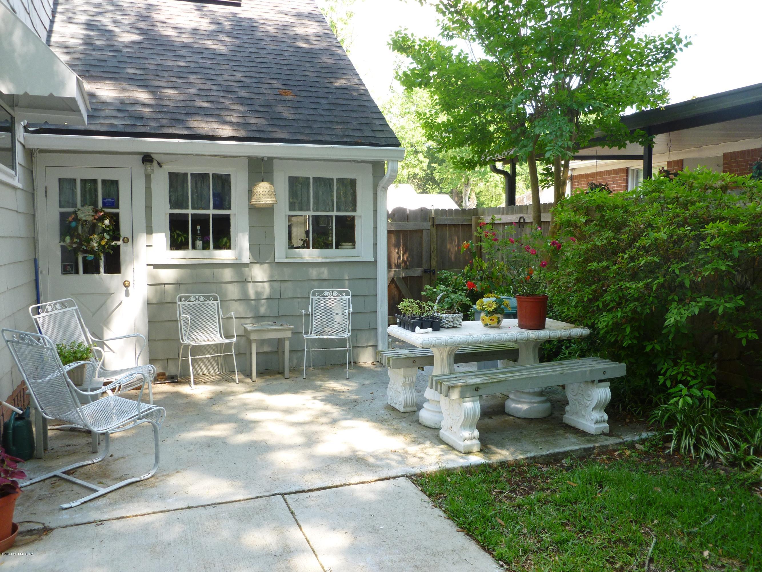 1624 Pershing Road Jacksonville, FL 32205 - Photo 29 of 34 Patio