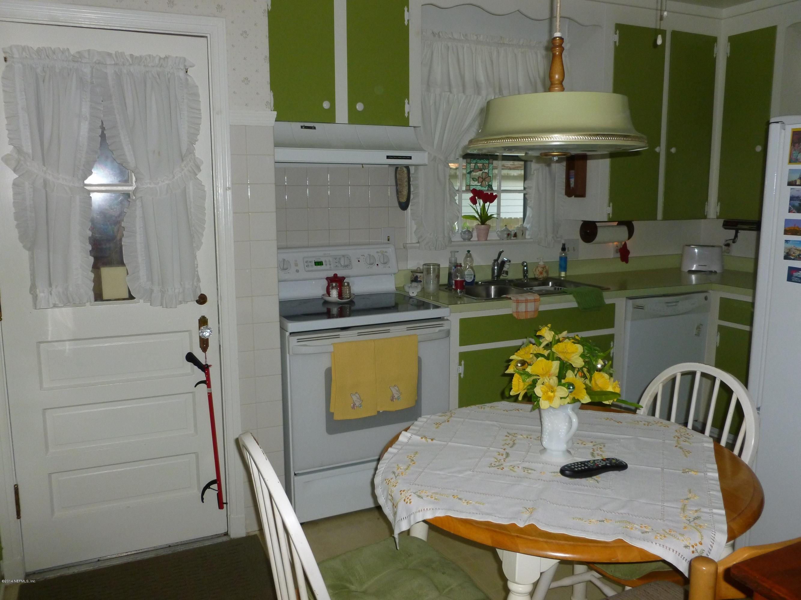 1624 Pershing Road Jacksonville, FL 32205 - Photo 4 of 34 Kitchen III