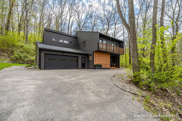 $499,900 | 11520 Grand River Drive Southeast, Lowell, MI 49331