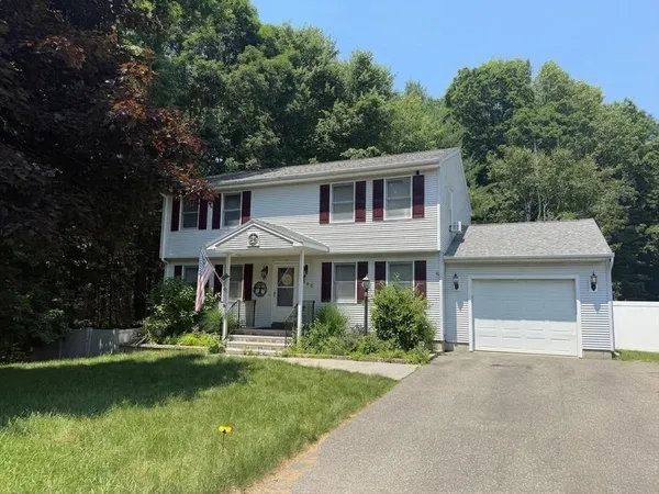 $369,000 | 250 Ramblewood Drive, Springfield, MA 01118