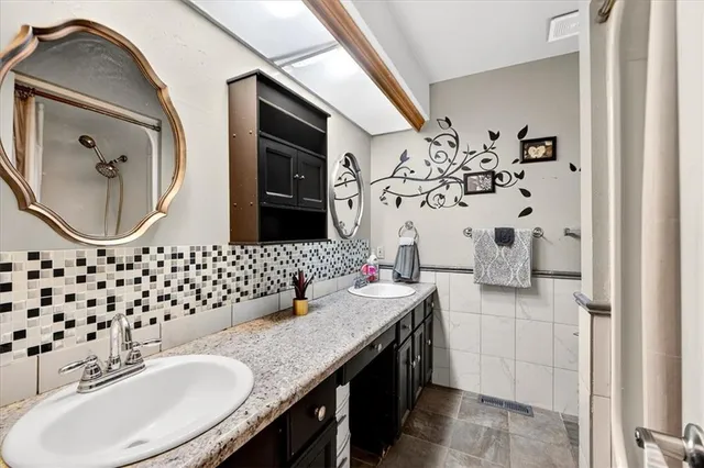 $250,000 | 7805 East 130th Court, Grandview, MO 64030