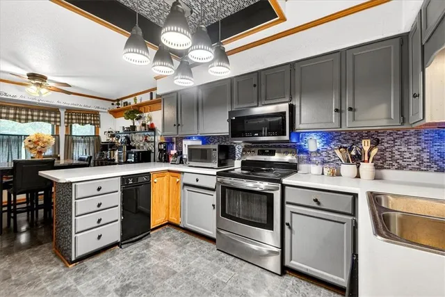 $250,000 | 7805 East 130th Court, Grandview, MO 64030