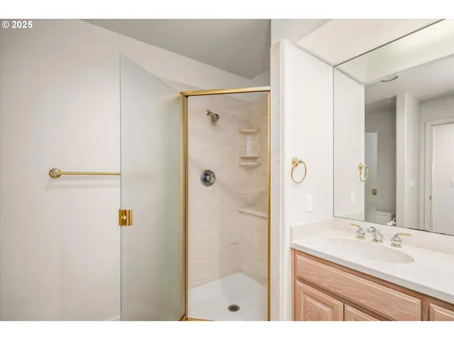 $498,000 | 370 Magnolia Drive, Creswell, OR 97426