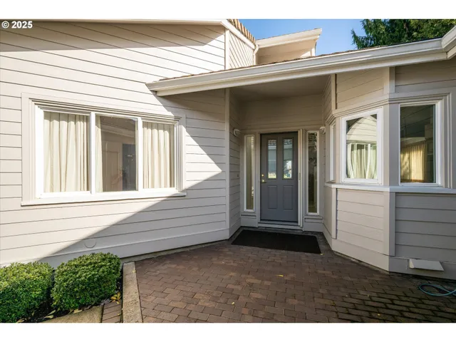 $498,000 | 370 Magnolia Drive, Creswell, OR 97426