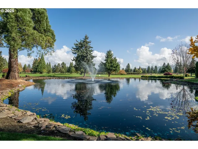 $498,000 | 370 Magnolia Drive, Creswell, OR 97426