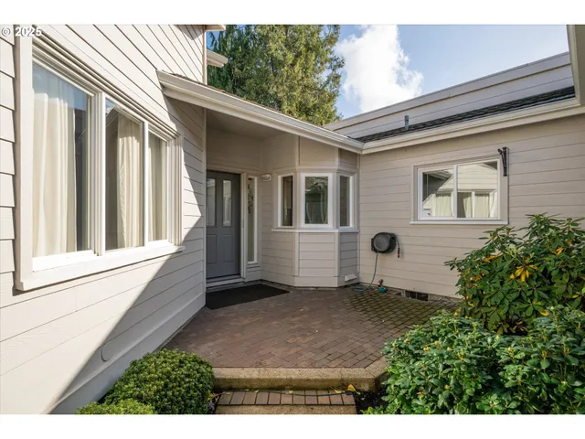 $498,000 | 370 Magnolia Drive, Creswell, OR 97426