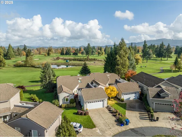 $498,000 | 370 Magnolia Drive, Creswell, OR 97426