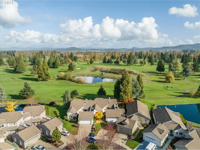$498,000 | 370 Magnolia Drive, Creswell, OR 97426
