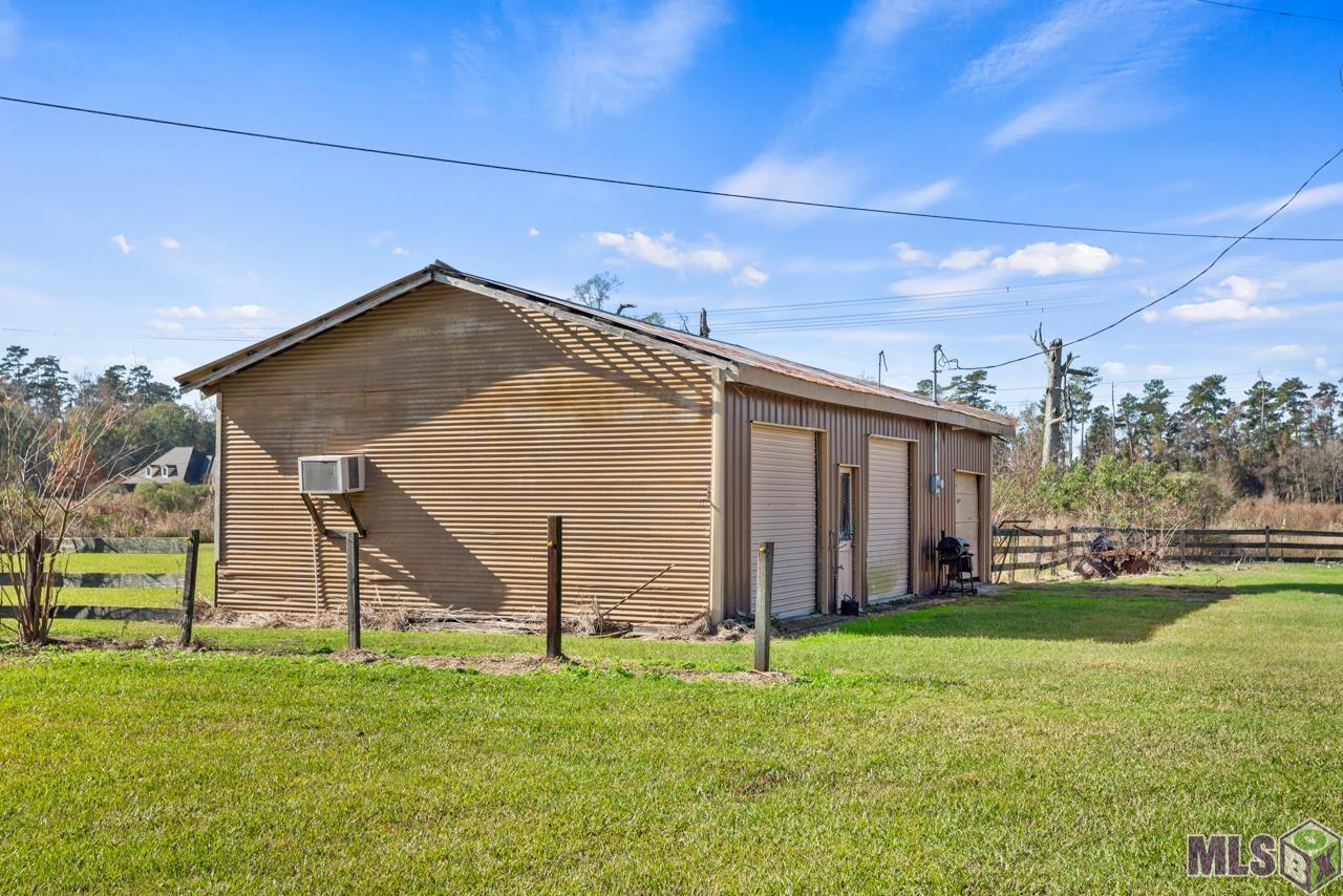 36569 Reinninger Road Denham Springs, LA 70706 - Photo 3 of 30 Gallery Image 3