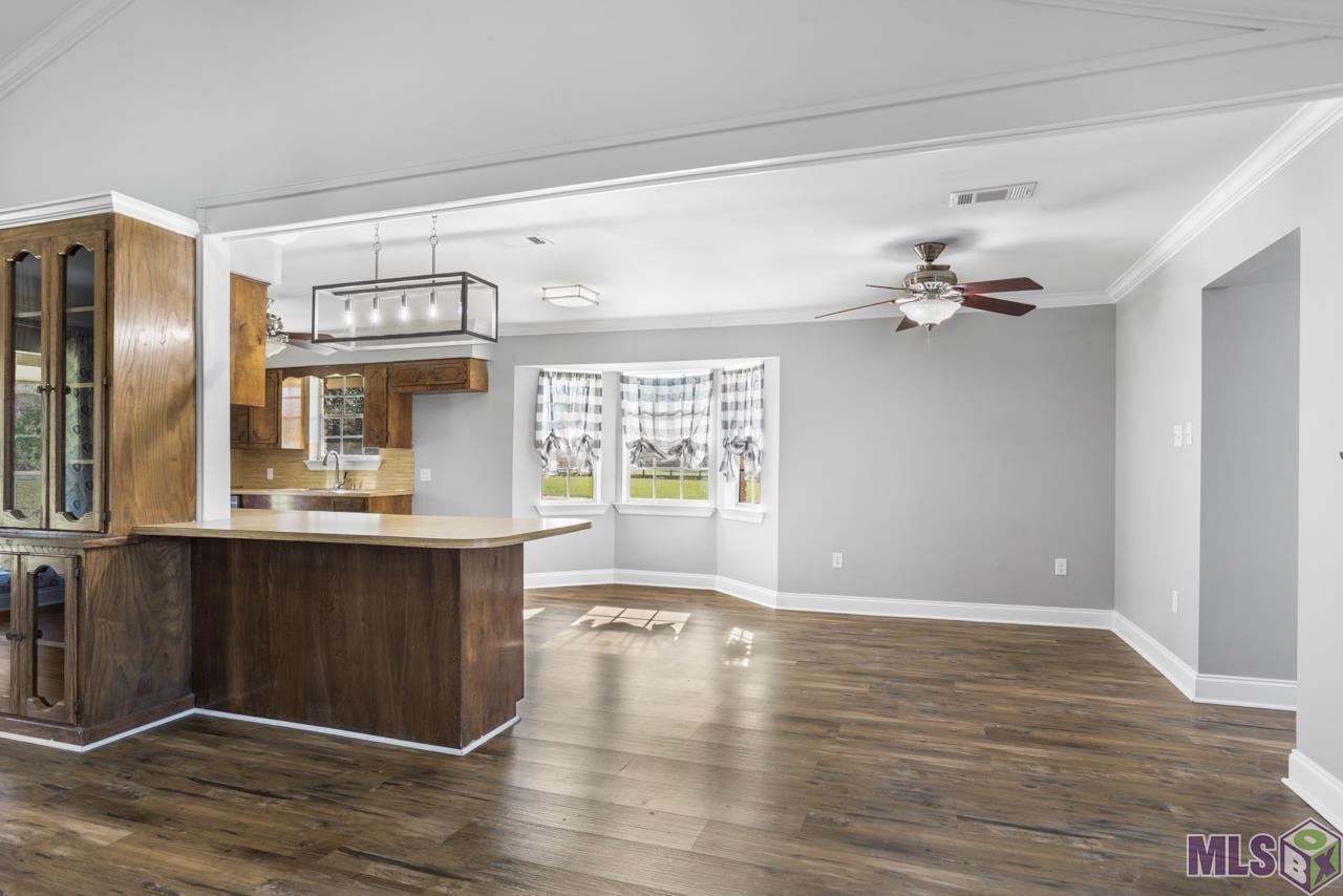 36569 Reinninger Road Denham Springs, LA 70706 - Photo 9 of 30