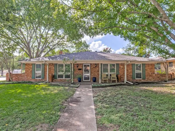 $2,900 | 13607 Rolling Hills Lane, Dallas, TX 75240