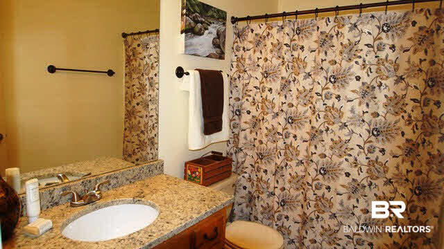 519 West Bay Bluff Daphne, AL 36526 - Photo 20 of 25 Hall Bath with Granite Counter Tops