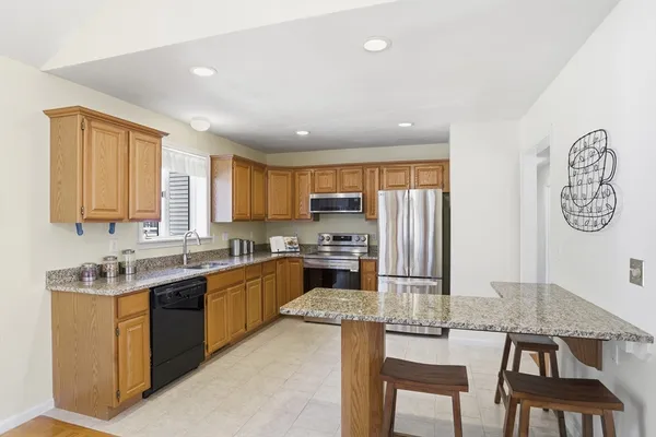 $749,900 | 165 Rice Avenue, Northborough, MA 01532