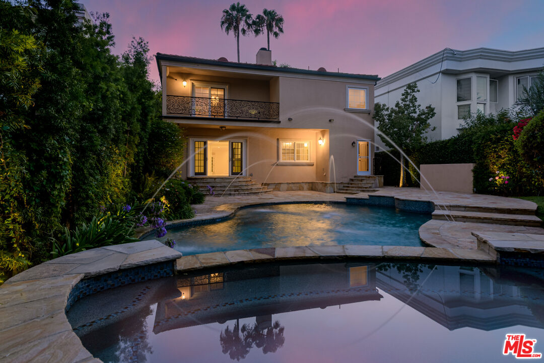 204 Foothill Road Beverly Hills, CA 90210 - Photo 28 of 33