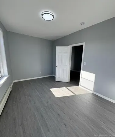 $2,300 | 511 East Main Street, Bridgeport, CT 06608