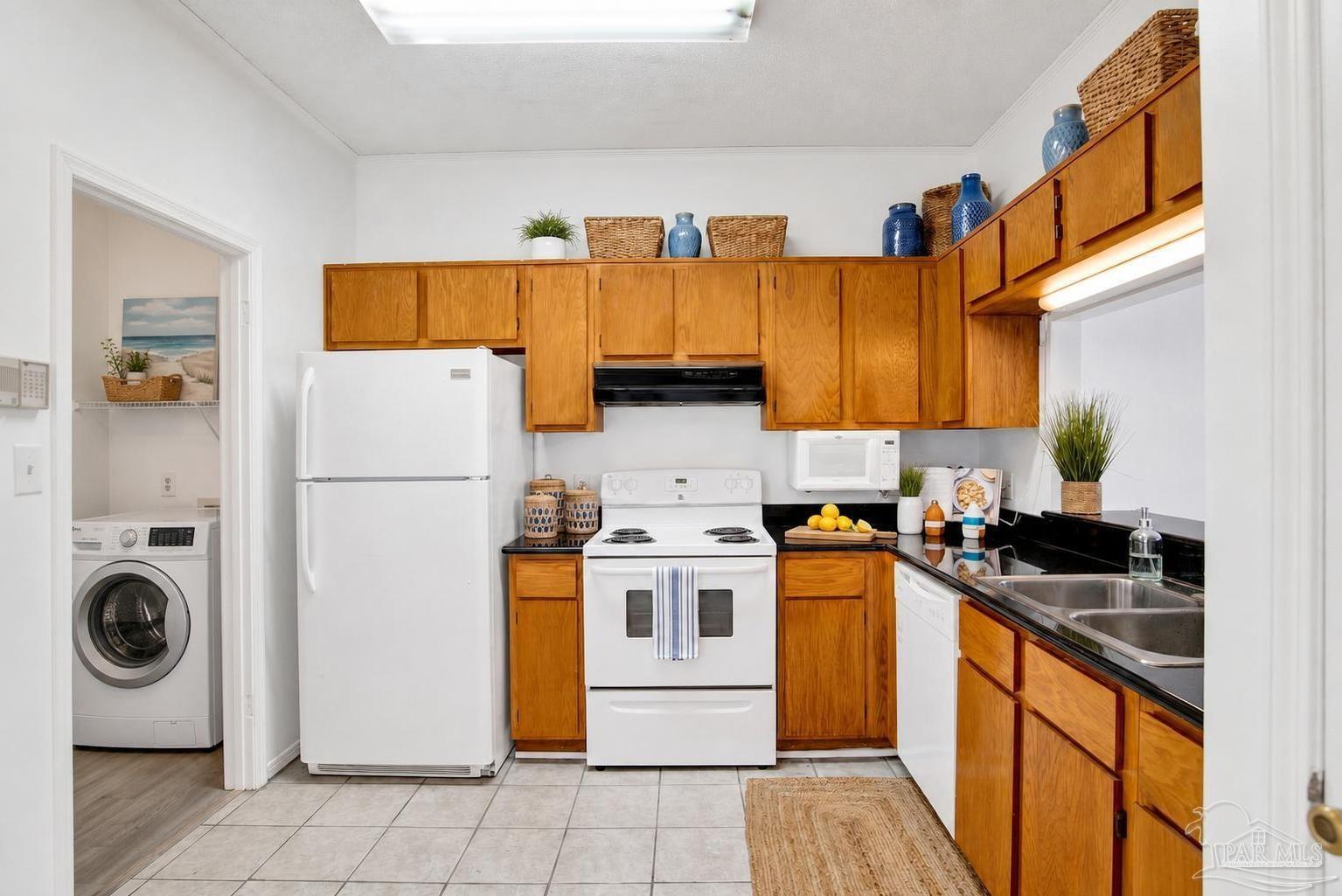 601 East Burgess Road, Unit K11 Pensacola, FL 32504 - Photo 8 of 26