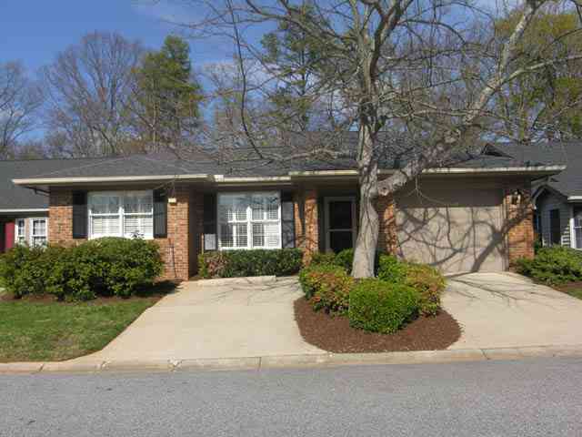 125 Hummingbird Ridge Greenville, SC 29605 - Photo 1 of 20 Gallery Image 1