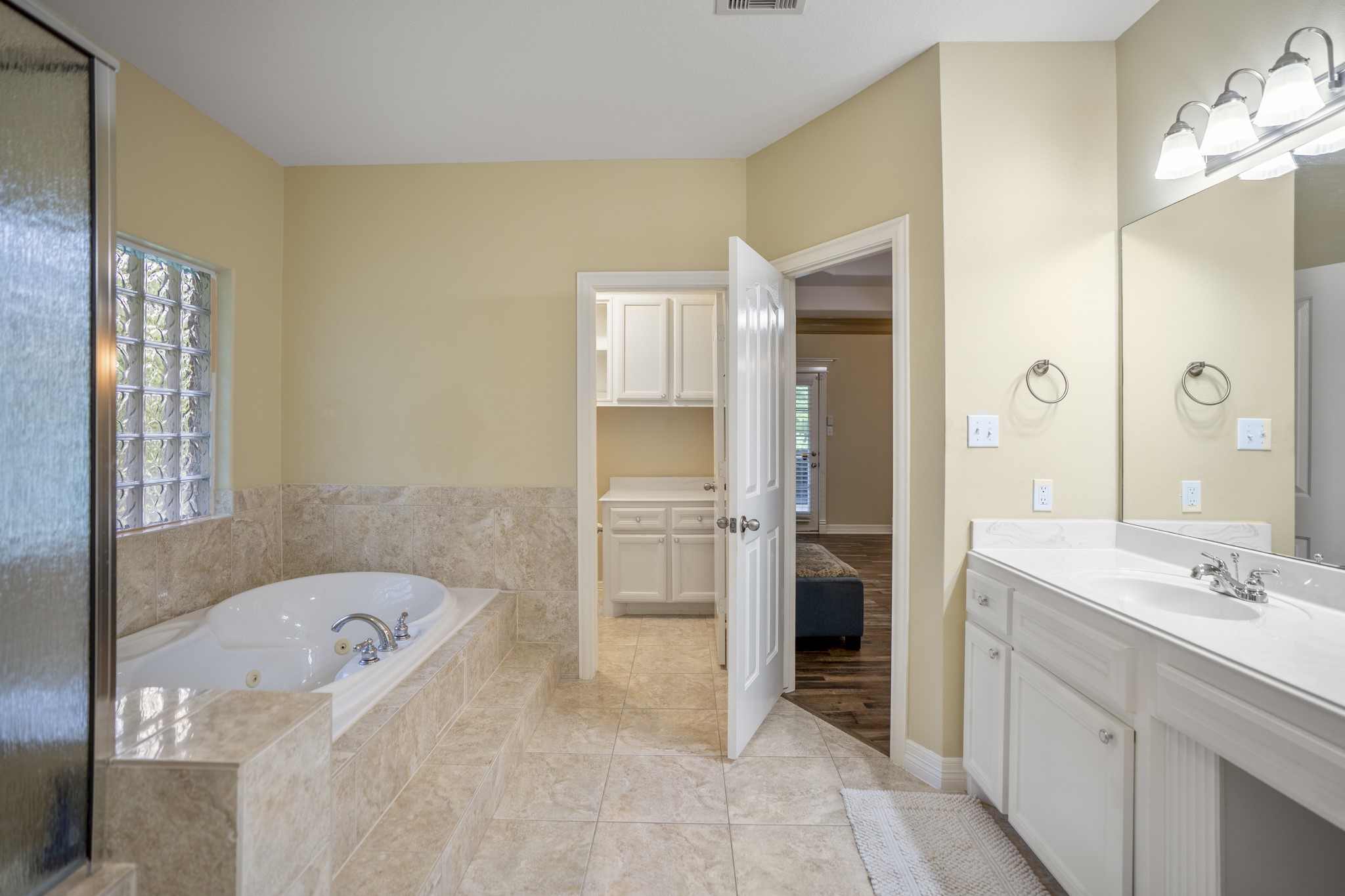 499 Royal Navigator Road Montgomery, TX 77316 - Photo 25 of 40