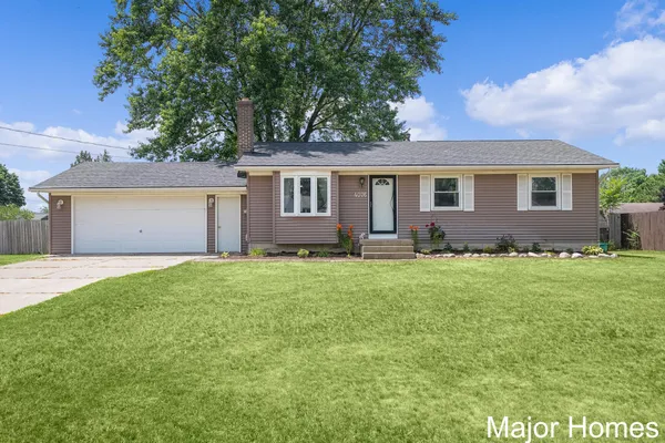 $325,000 | 4076 Ranchero Drive, Dorr, MI 49323