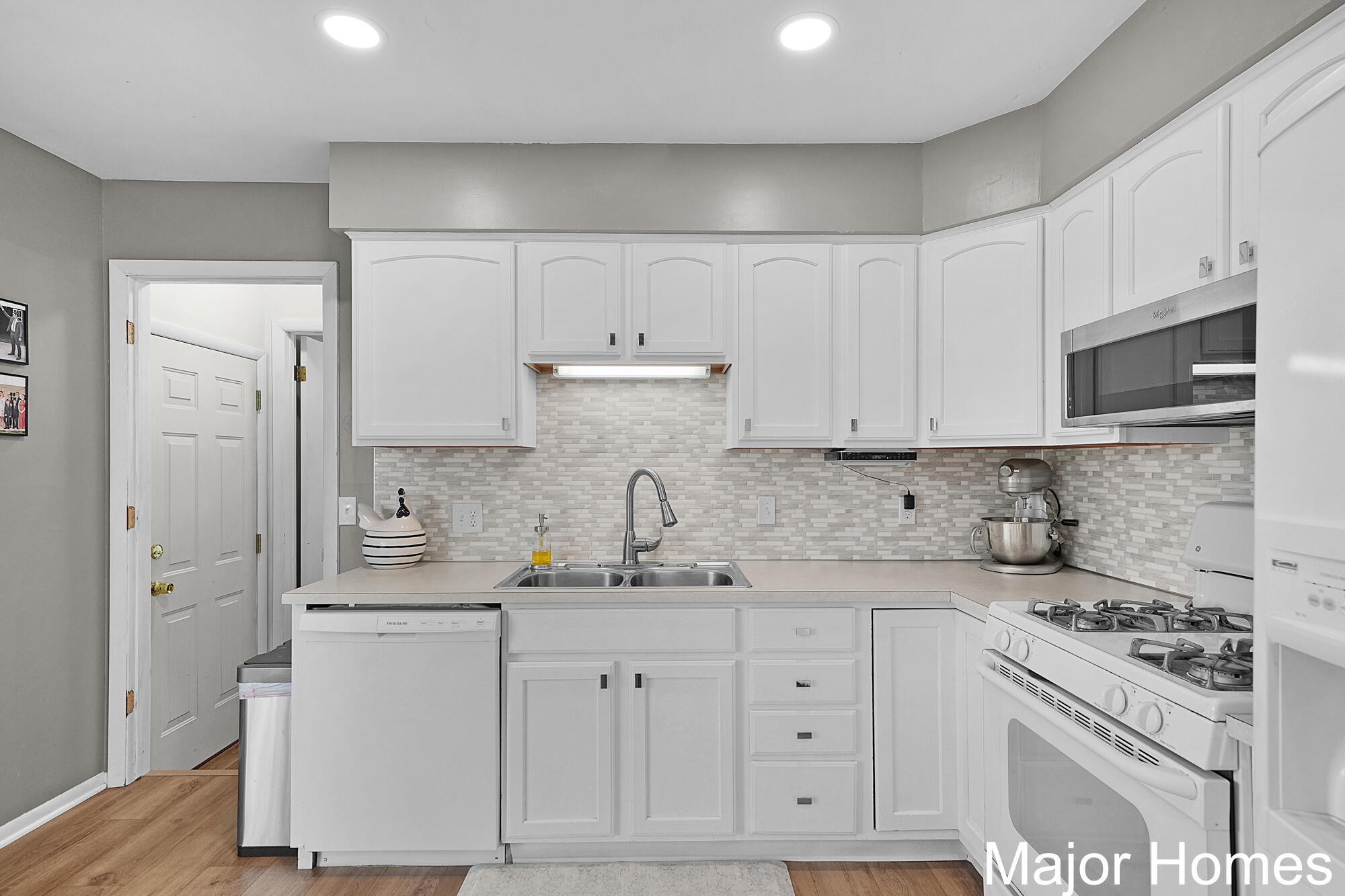 4076 Ranchero Drive Dorr, MI 49323 - Photo 12 of 36 DSC08999