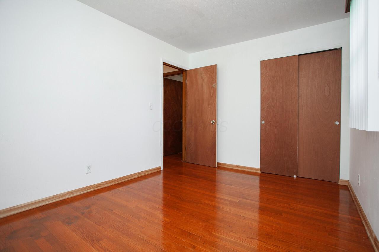 1264 Shady Lane Road Columbus, OH 43227 - Photo 17 of 20 Room 2