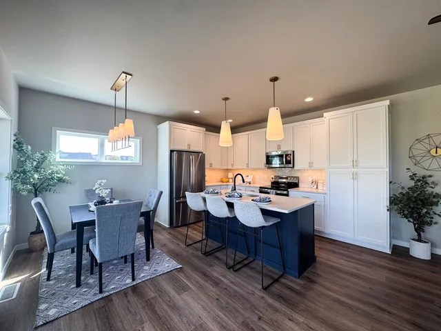 $574,900 | 5216 Inspiration, Fitchburg, WI 53711