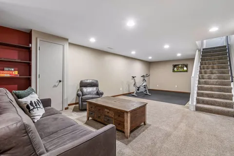 $486,220 | 3825 Saratoga Lane North, Minneapolis, MN 55441