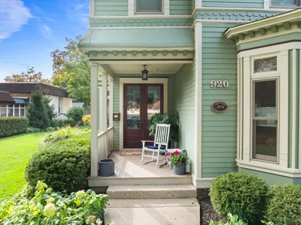 $2,390,000 | 920 Geneva Street, Lake Geneva, WI 53147