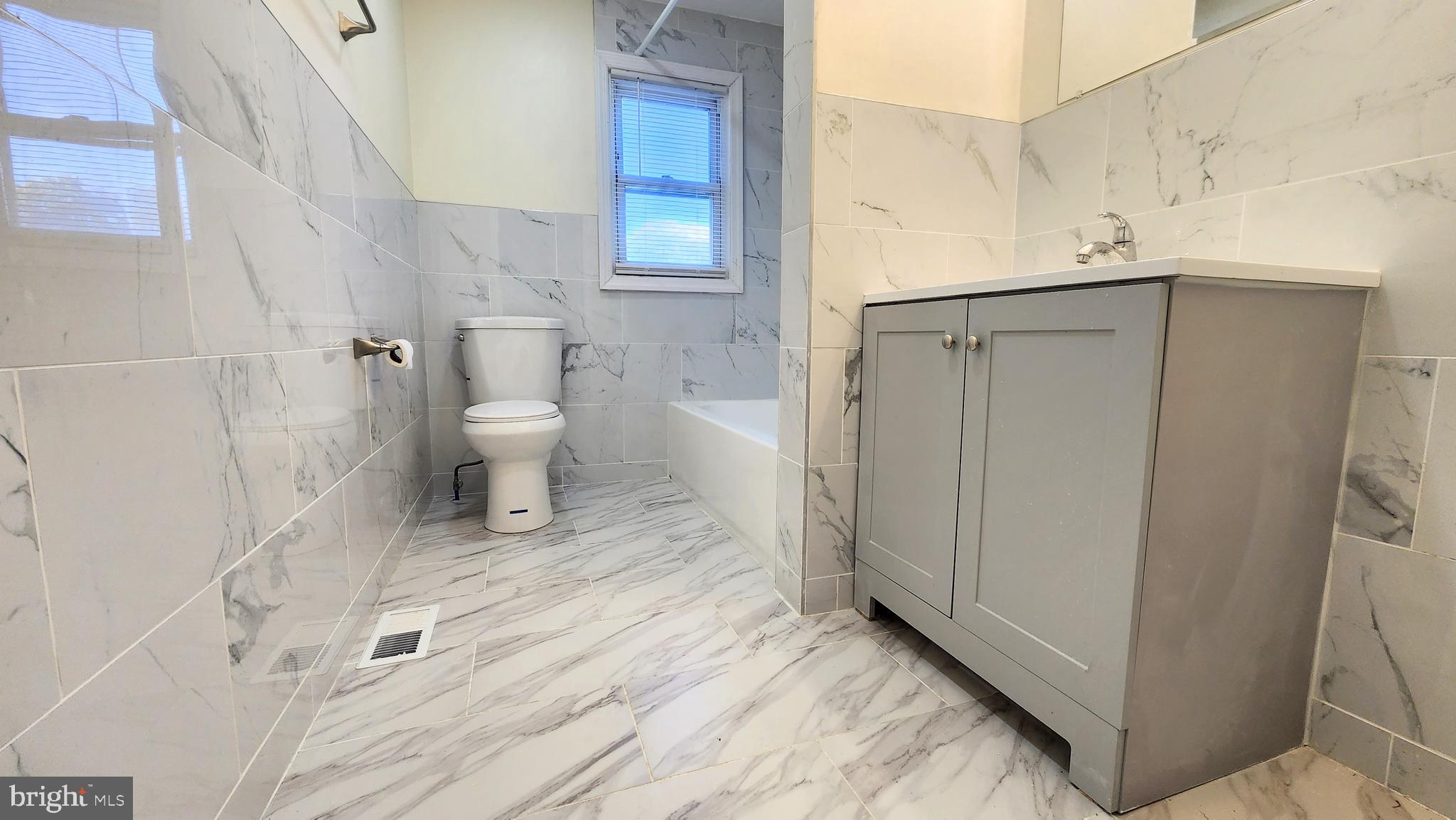 56 Watson Boulevard Clementon, NJ 08021 - Photo 14 of 14 Bathroom