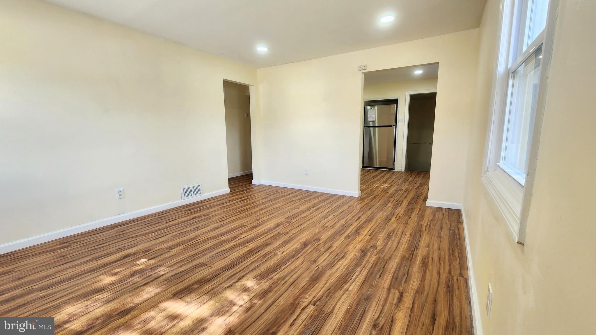56 Watson Boulevard Clementon, NJ 08021 - Photo 6 of 14 Living Room