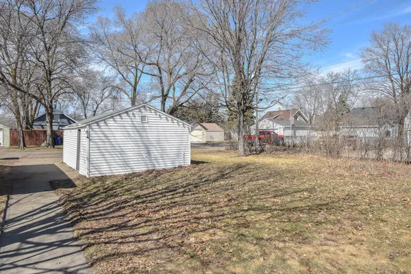 $189,900 | 239 32nd Avenue North, St. Cloud, MN 56303